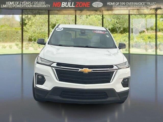2022 Chevrolet Traverse LS — photo 1 of 13