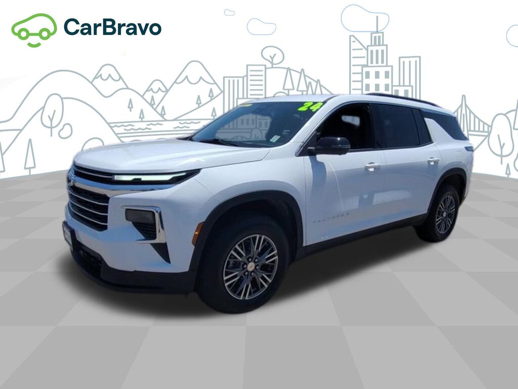 2024 Chevrolet Traverse LT — photo 1 of 6