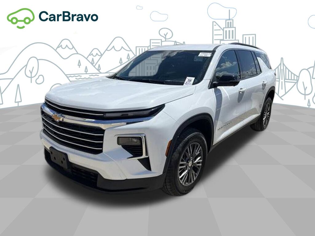 2024 Chevrolet Traverse LT — photo 1 of 6
