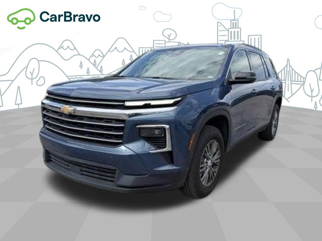 2026 Chevrolet Traverse LT — photo 1 of 7