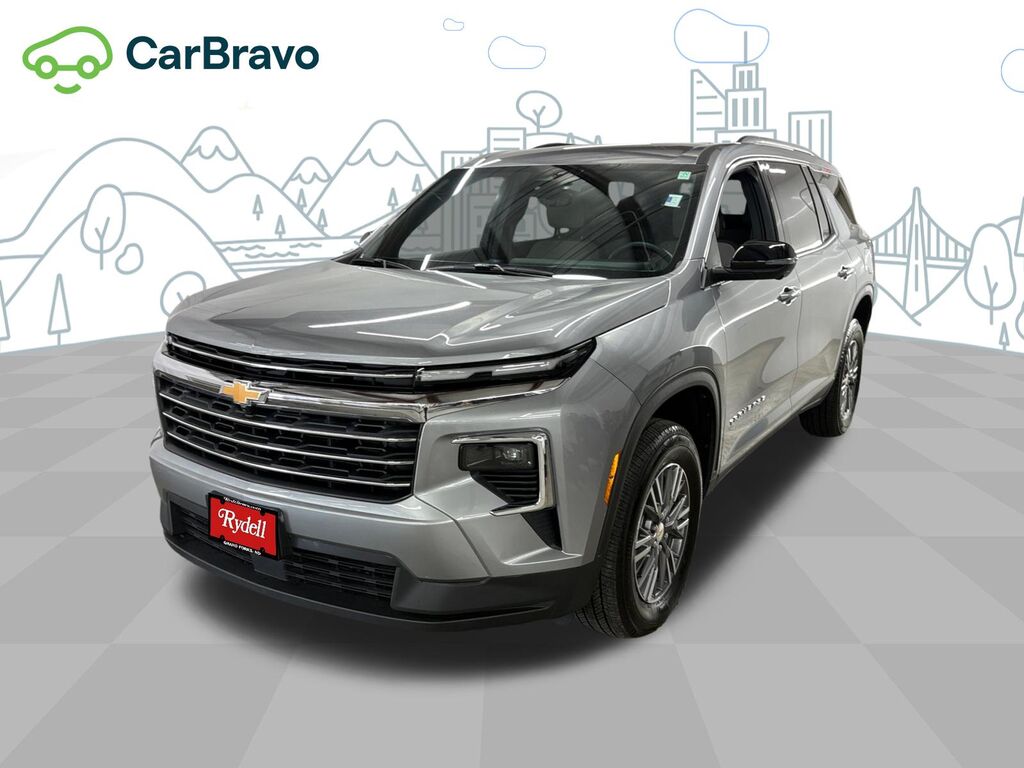 2026 Chevrolet Traverse LT — photo 1 of 7