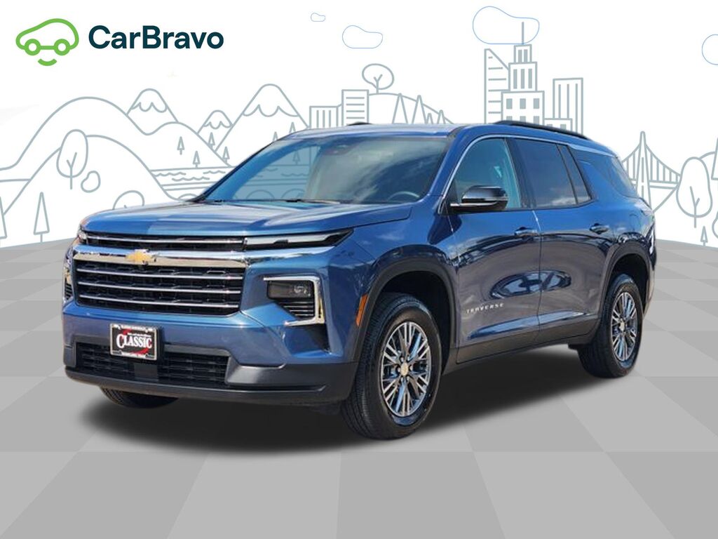2026 Chevrolet Traverse LT — photo 1 of 7
