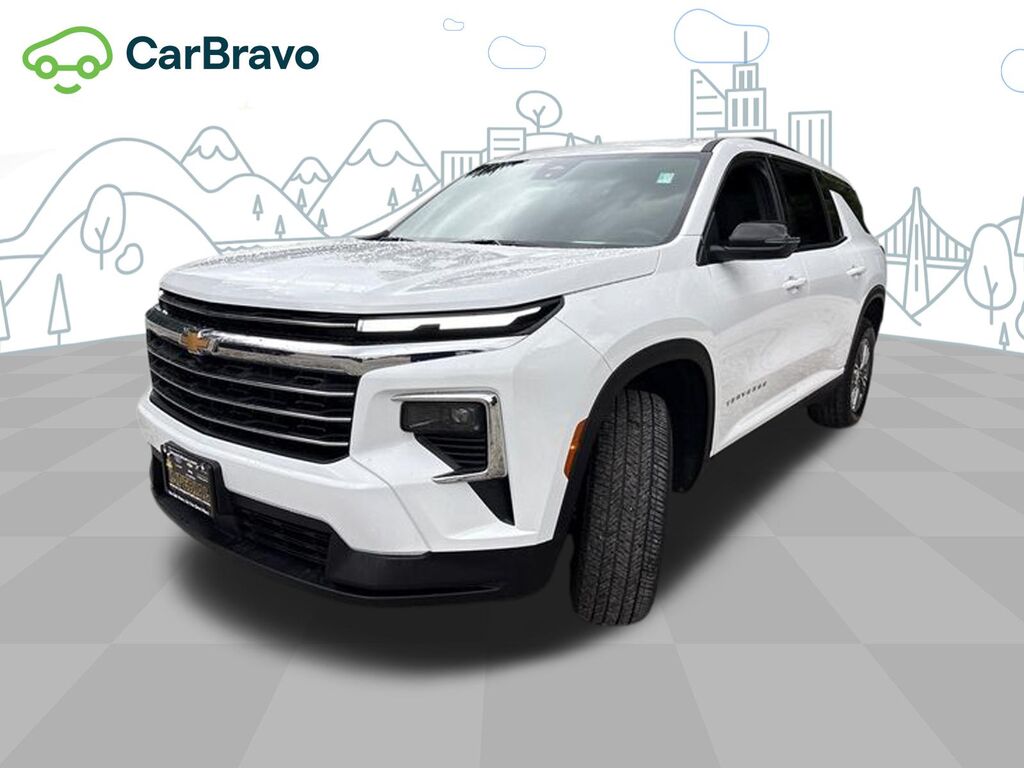 2026 Chevrolet Traverse LT — photo 1 of 7