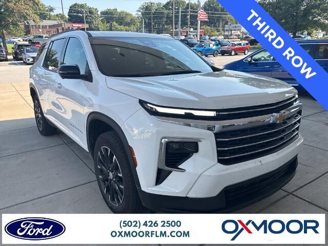 2026 Chevrolet Traverse LT — photo 1 of 13