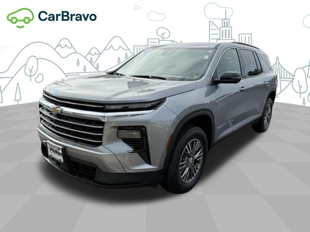 2024 Chevrolet Traverse LT — photo 1 of 6