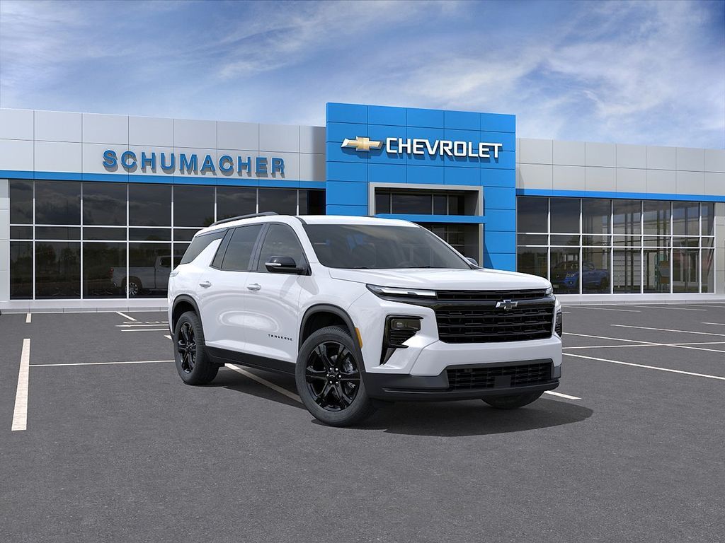 2027 Chevrolet Traverse LT — photo 1 of 1