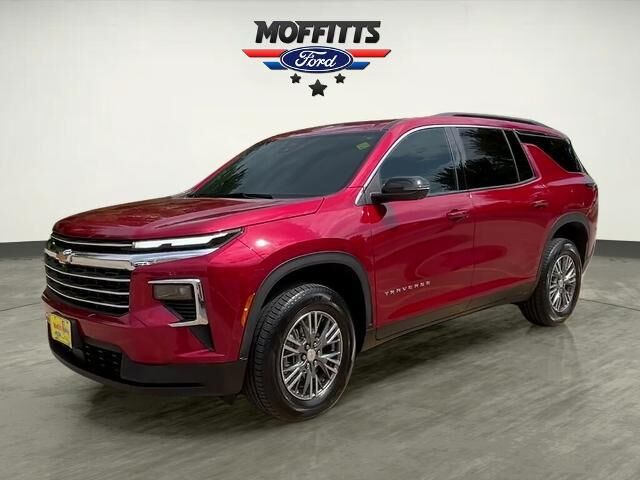 2024 Chevrolet Traverse LT
