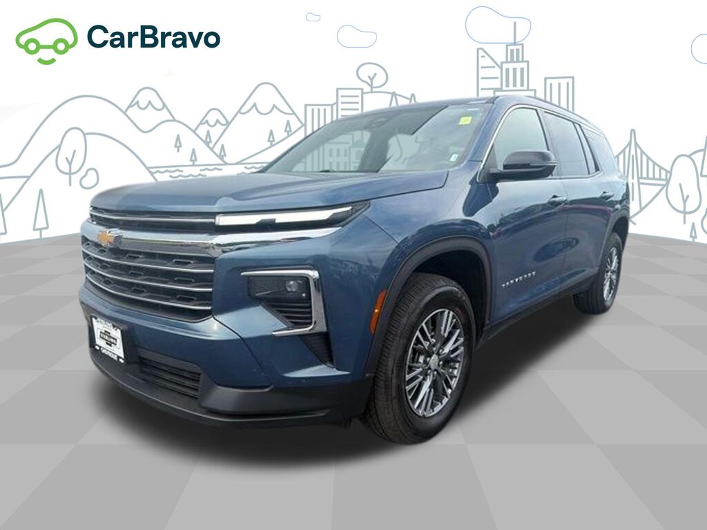 2026 Chevrolet Traverse LT — photo 1 of 6