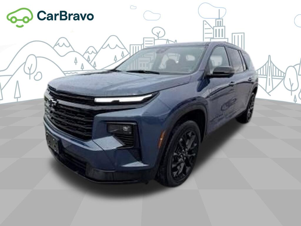 2024 Chevrolet Traverse LT — photo 1 of 6