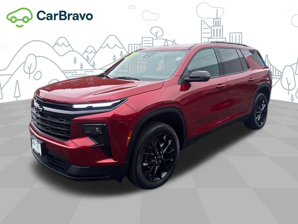 2024 Chevrolet Traverse LT — photo 1 of 7