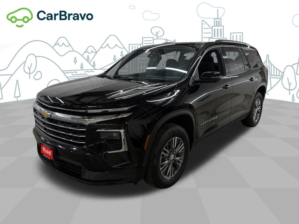 2026 Chevrolet Traverse LT — photo 1 of 7