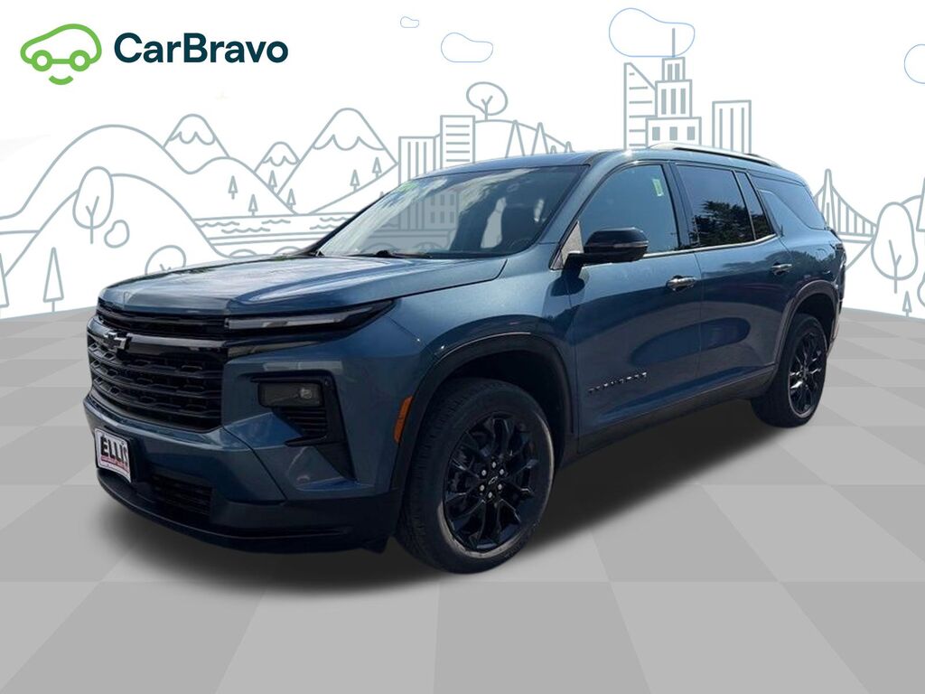 2024 Chevrolet Traverse LT — photo 1 of 6