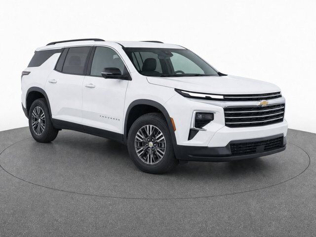 2024 Chevrolet Traverse AWD LT — photo 1 of 13