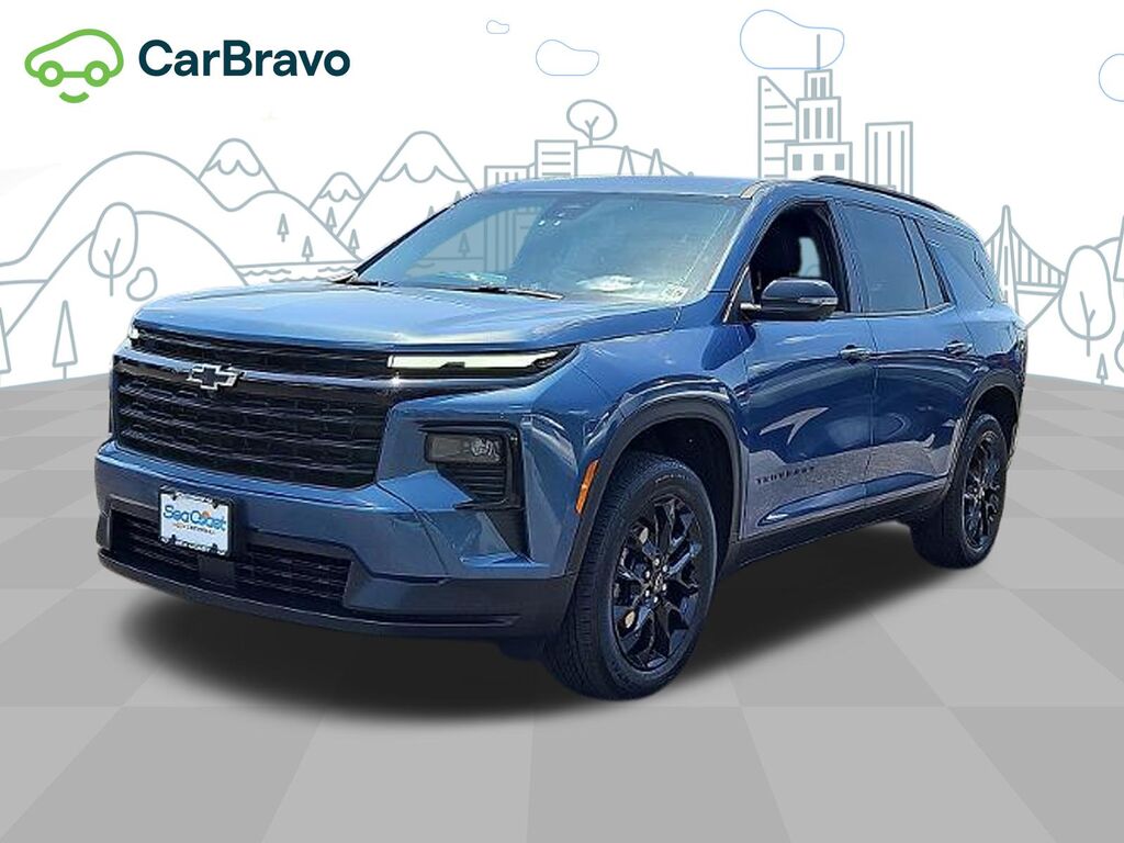 2024 Chevrolet Traverse LT — photo 1 of 6