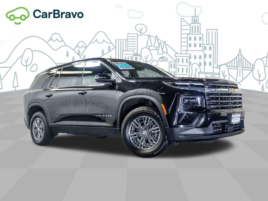 2026 Chevrolet Traverse LT — photo 1 of 7