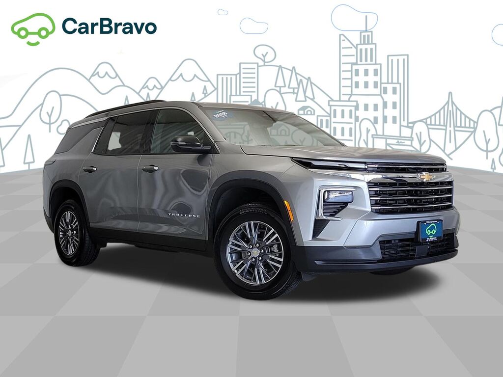 2026 Chevrolet Traverse LT — photo 1 of 7