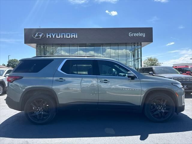 2023 Chevrolet Traverse LT Cloth — photo 1 of 5