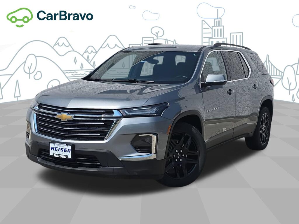 2023 Chevrolet Traverse LT Cloth — photo 1 of 6