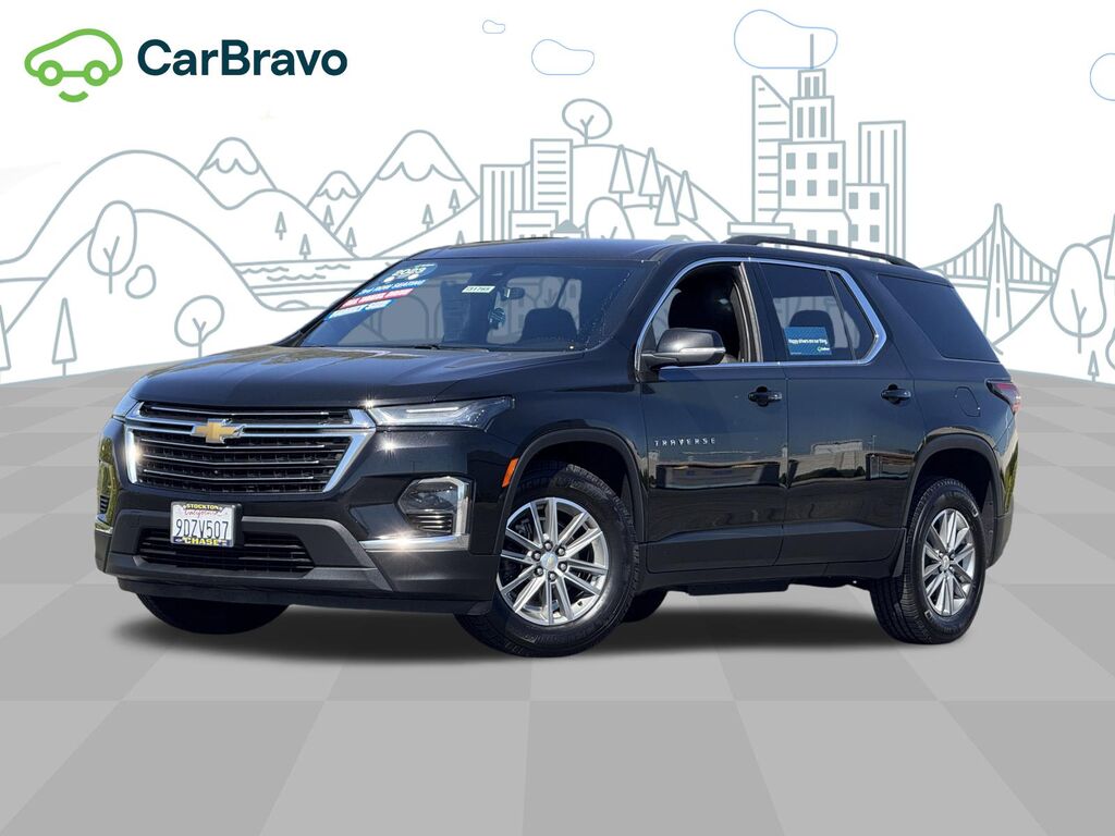 2023 Chevrolet Traverse LT Cloth — photo 1 of 6