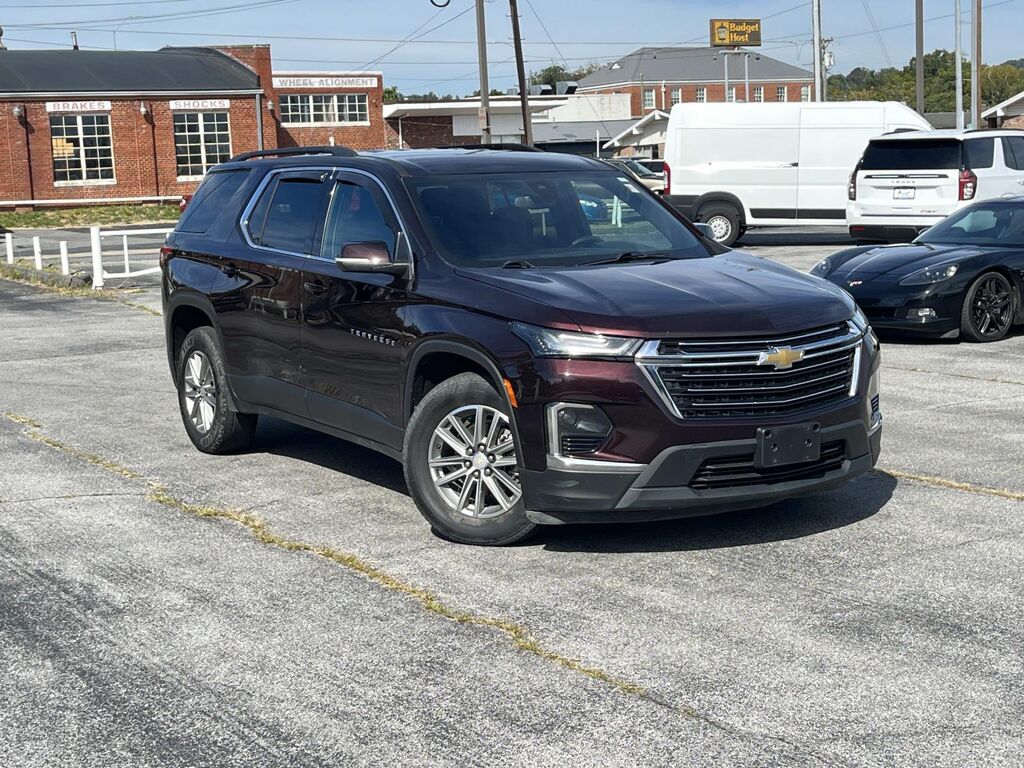 2023 Chevrolet Traverse — photo 1 of 13