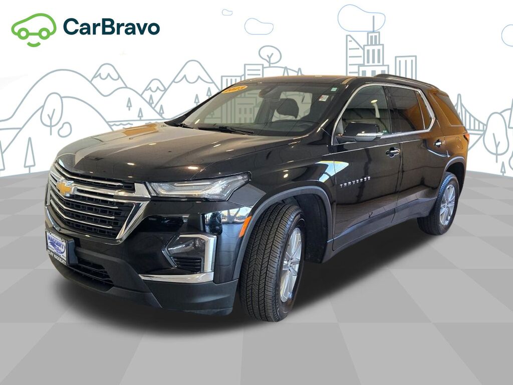2023 Chevrolet Traverse LT Cloth — photo 1 of 6