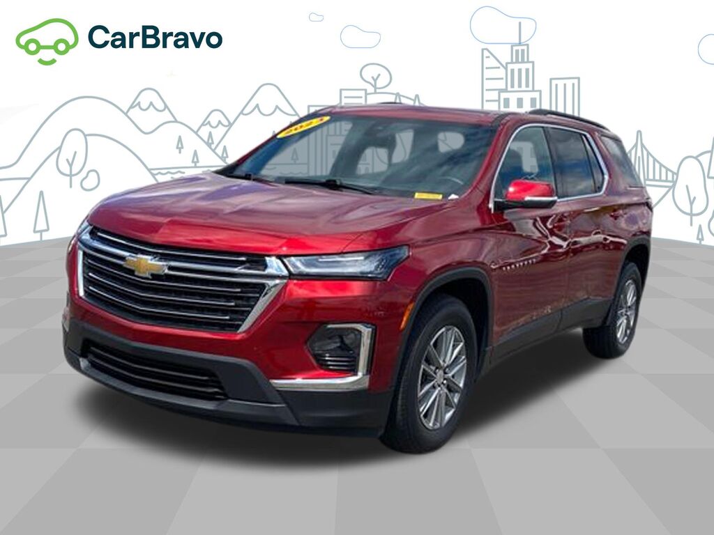 2023 Chevrolet Traverse LT Cloth — photo 1 of 7