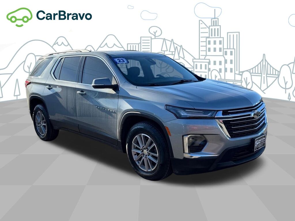 2023 Chevrolet Traverse LT Cloth — photo 1 of 6