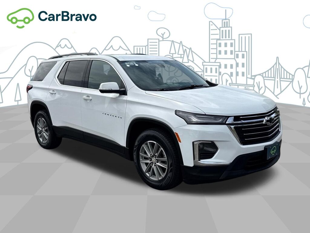 2023 Chevrolet Traverse LT Cloth — photo 1 of 6