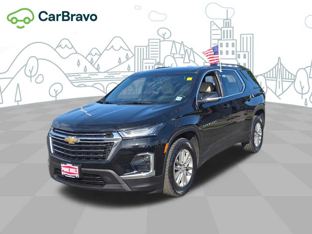 2023 Chevrolet Traverse LT Cloth — photo 1 of 6