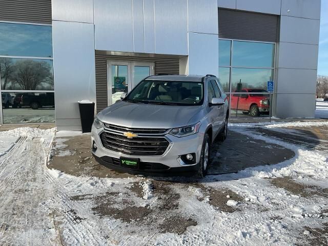 2020 Chevrolet Traverse LT Cloth — photo 1 of 26