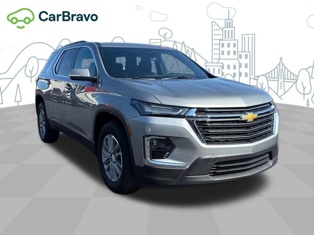 2023 Chevrolet Traverse LT Cloth — photo 1 of 6