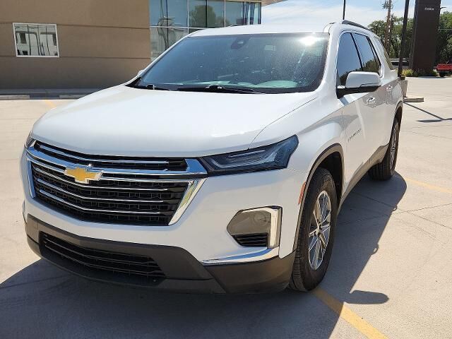 2023 Chevrolet Traverse LT Cloth — photo 1 of 13