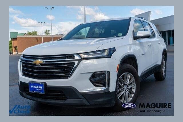 2023 Chevrolet Traverse LT Cloth — photo 1 of 4