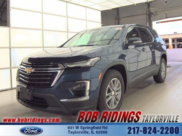 2023 Chevrolet Traverse LT Cloth — photo 1 of 26