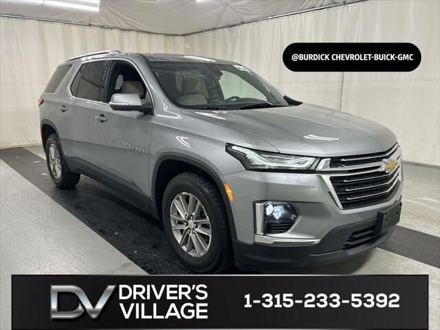 2023 Chevrolet Traverse LT Cloth — photo 1 of 26