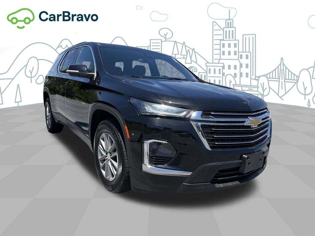 2023 Chevrolet Traverse LT Cloth — photo 1 of 6