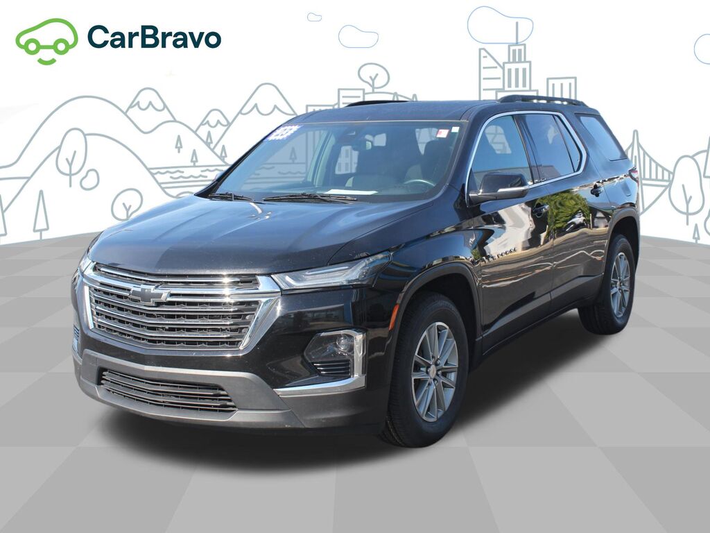 2023 Chevrolet Traverse LT Cloth — photo 1 of 7