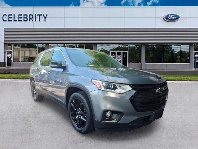 2021 Chevrolet Traverse LT Cloth — photo 1 of 39