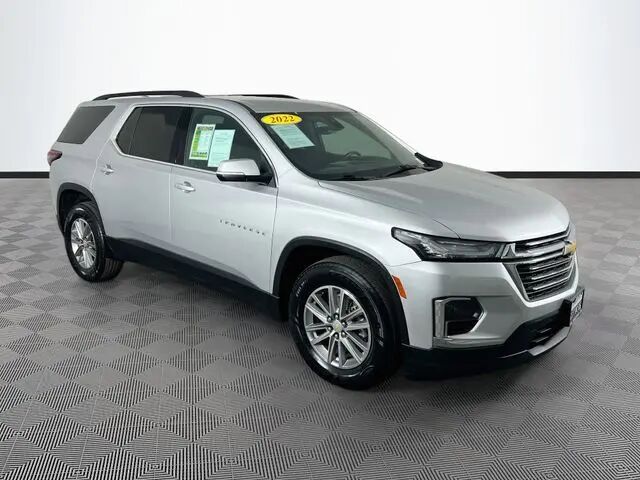 2022 Chevrolet Traverse LT Cloth