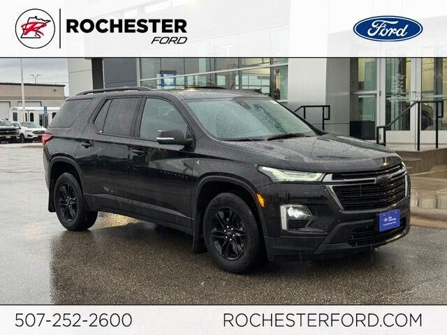 2023 Chevrolet Traverse LT Cloth — photo 1 of 8