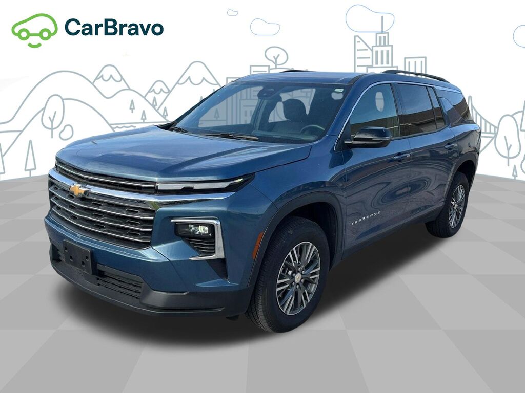 2025 Chevrolet Traverse LT — photo 1 of 7