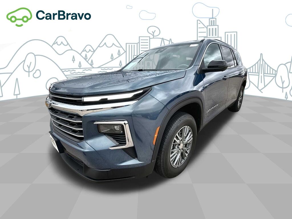 2025 Chevrolet Traverse LT — photo 1 of 7