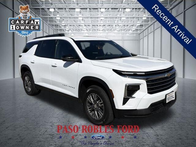 2025 Chevrolet Traverse LT