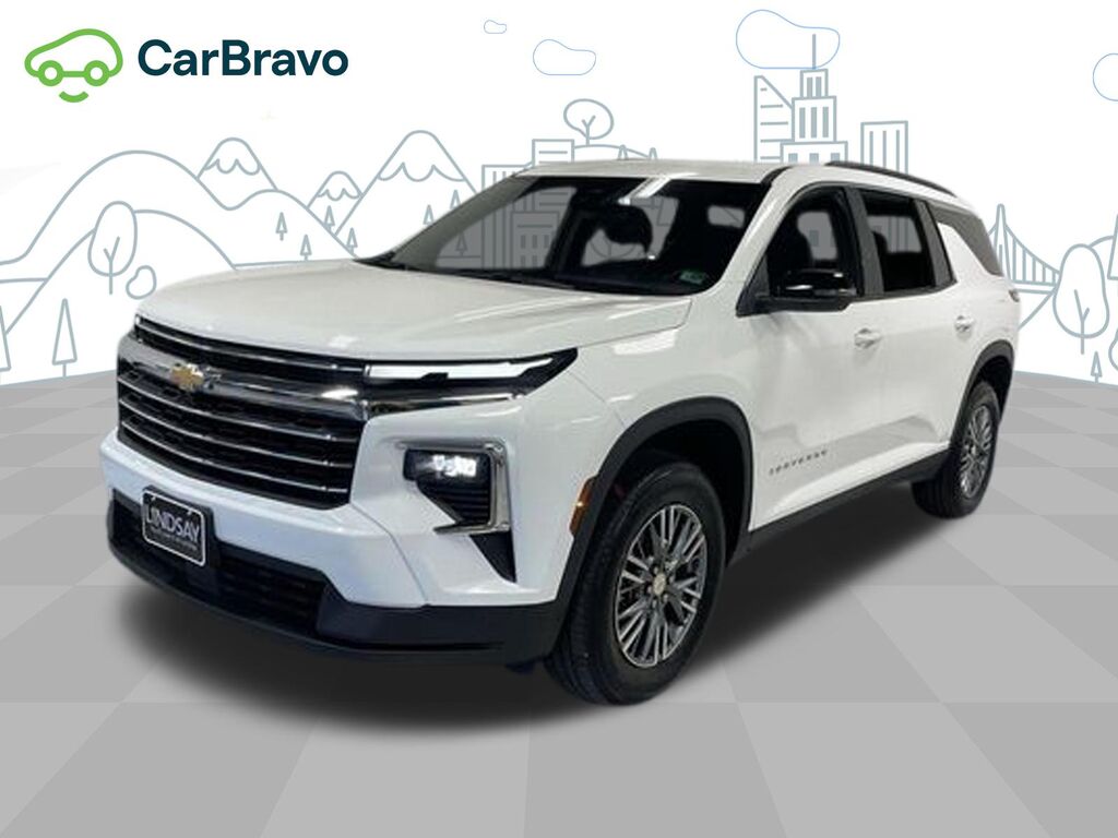 2025 Chevrolet Traverse LT — photo 1 of 6