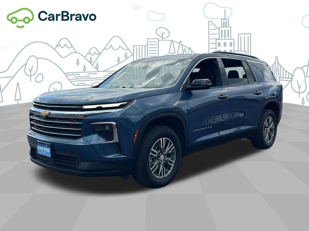 2025 Chevrolet Traverse LT — photo 1 of 6