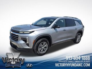 2025 Chevrolet Traverse AWD LT