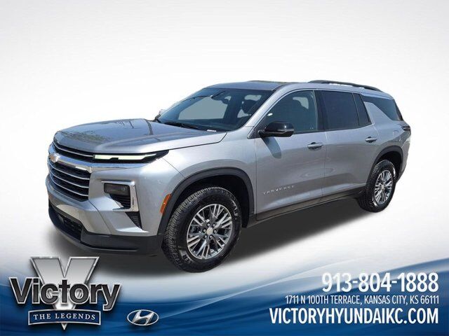 2025 Chevrolet Traverse AWD LT — photo 1 of 1