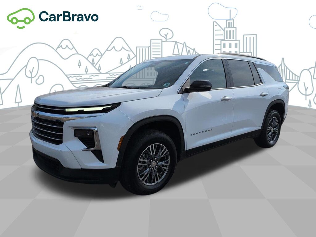 2025 Chevrolet Traverse LT — photo 1 of 6