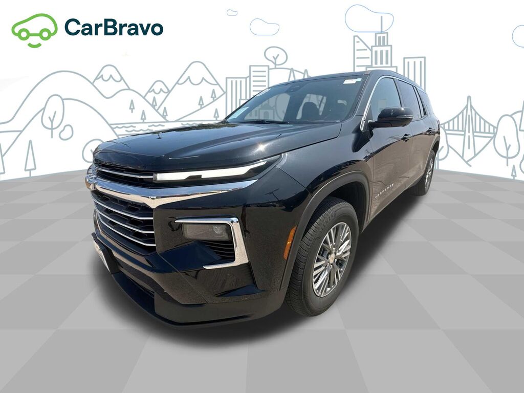 2025 Chevrolet Traverse LT — photo 1 of 6