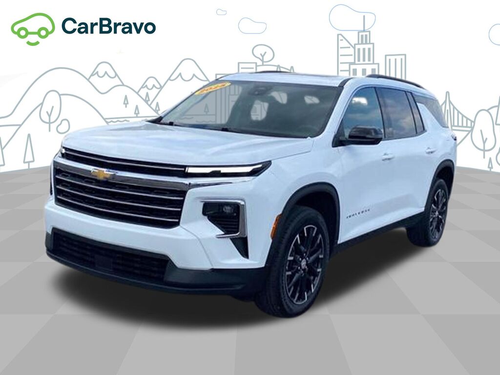 2025 Chevrolet Traverse LT — photo 1 of 7